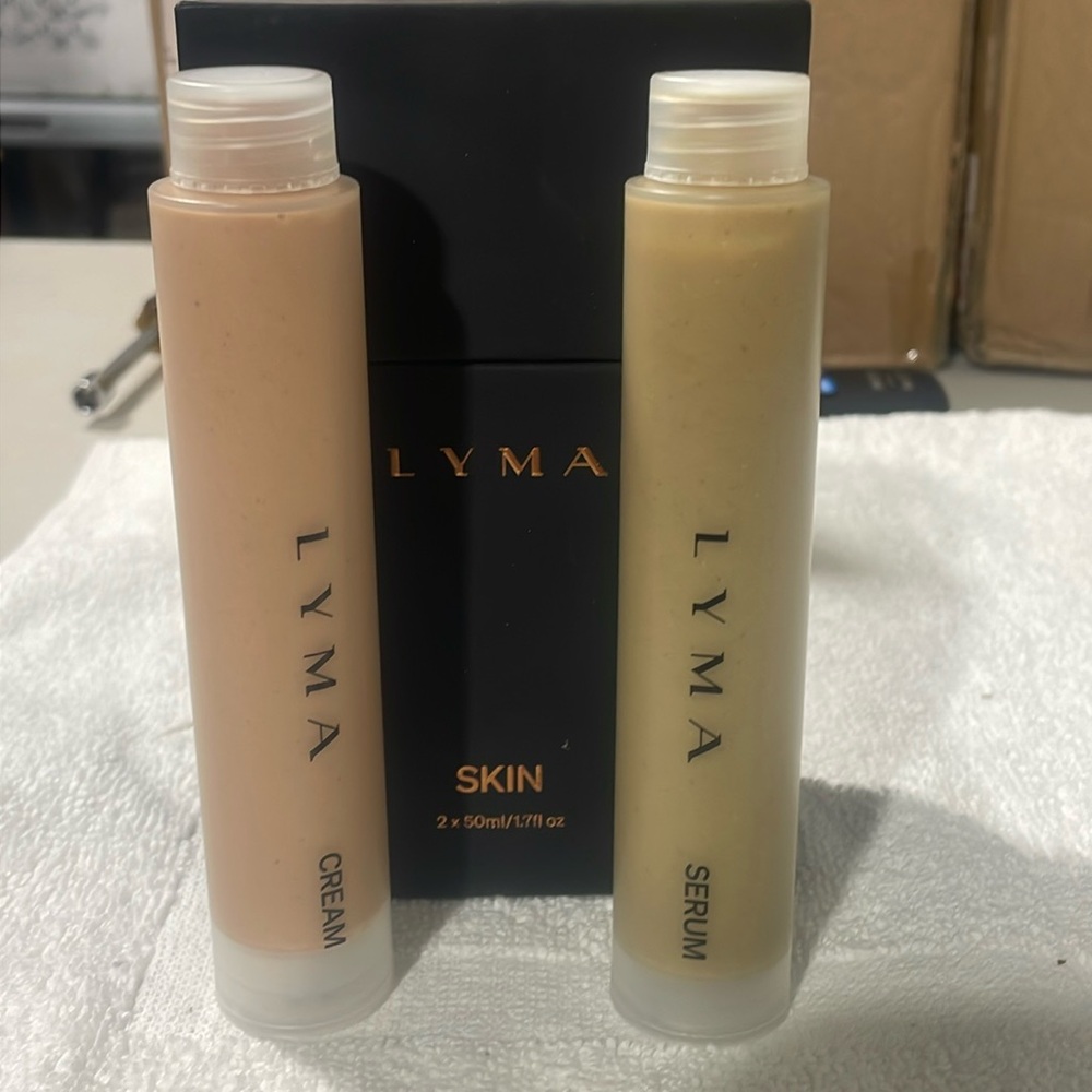 Cream and Tan Skincare Serum and Face Oil Set